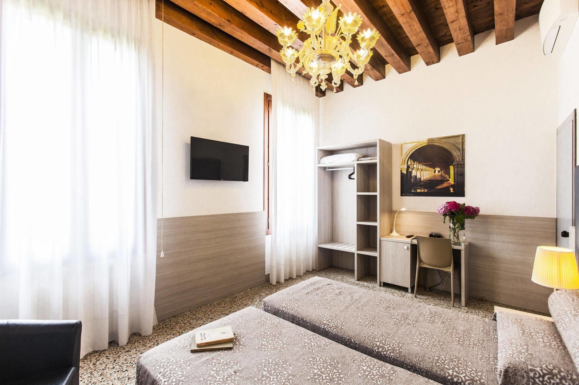 Foresteria Levi Venice Exterior photo