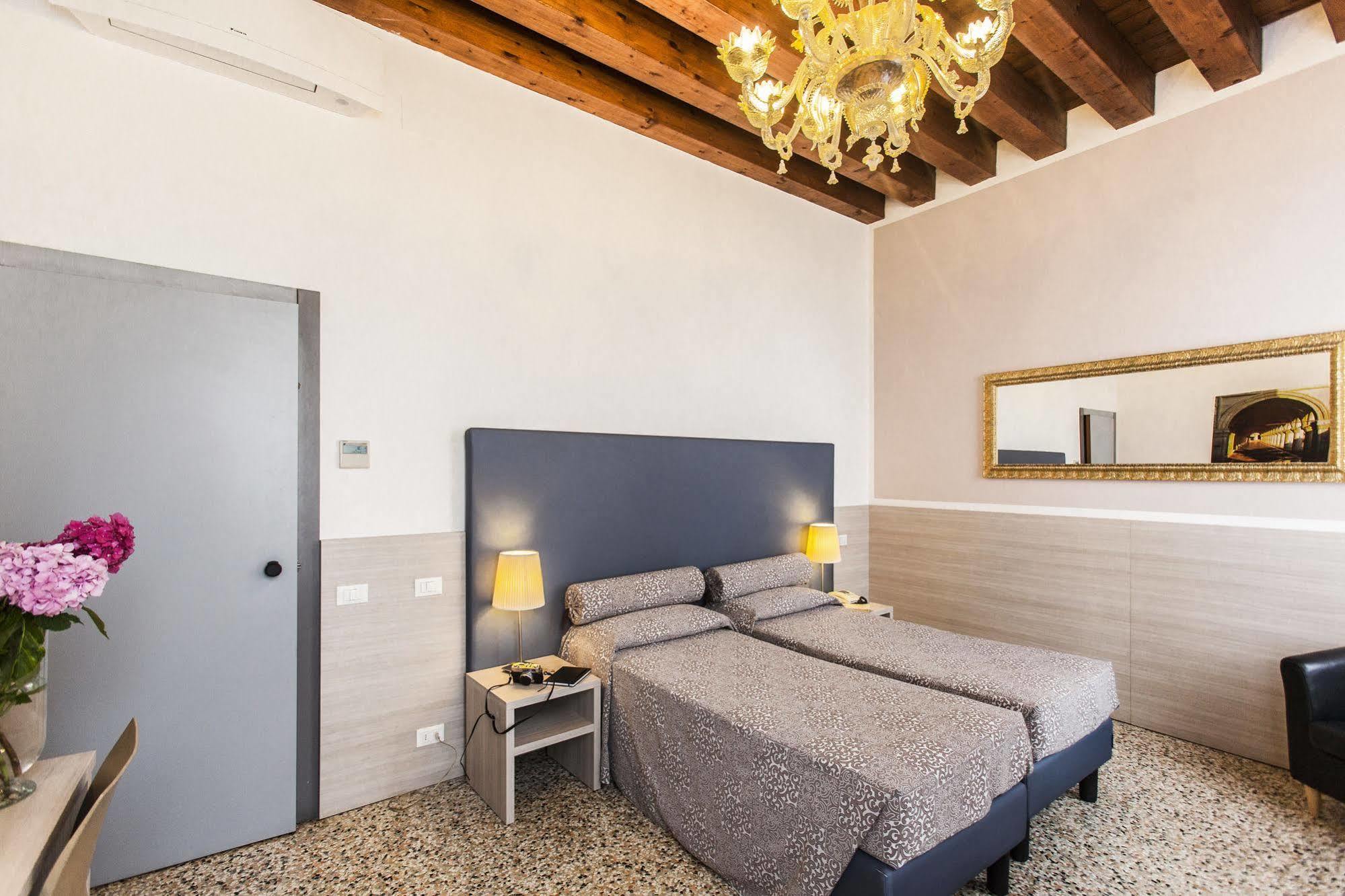Foresteria Levi Venice Exterior photo